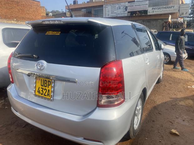 Toyota Wish 2008 Silver