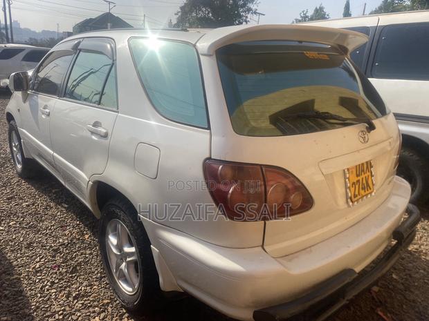 Toyota Harrier 2008 White