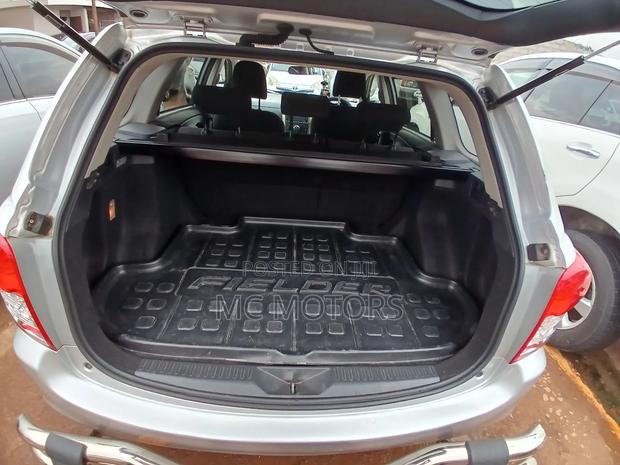 Toyota Corolla Fielder 2010 Silver