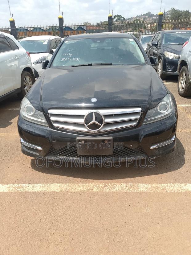 Mercedes-Benz C180 2015 Black
