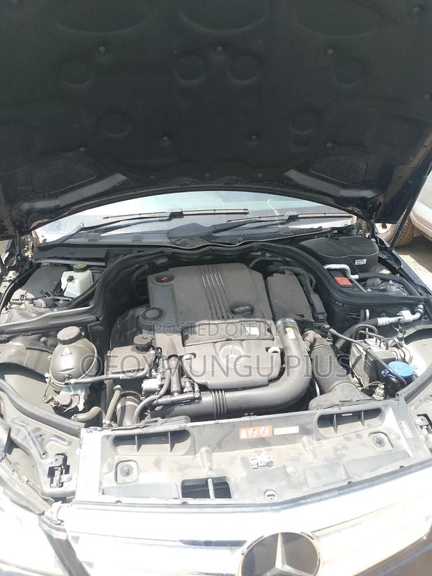 Mercedes-Benz C180 2015 Black