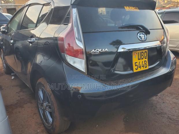 Toyota Aqua 2012 Black
