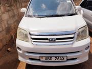 Toyota Noah 2005 White for sale