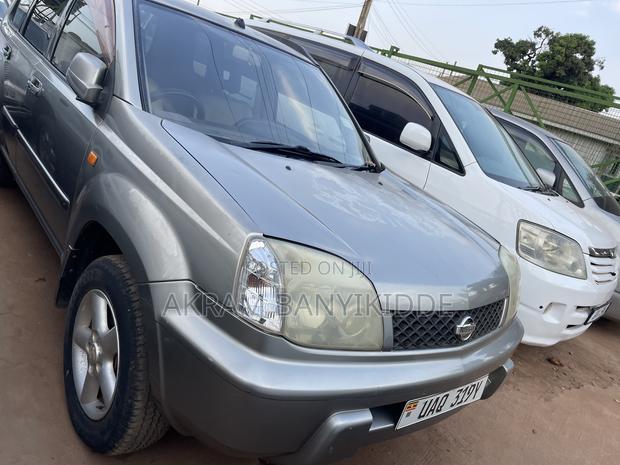 Nissan X-Trail 2006 Gold