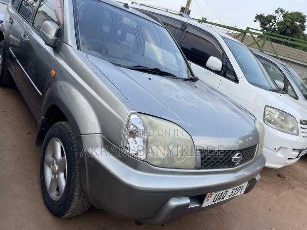 Nissan X-Trail 2006 Gold