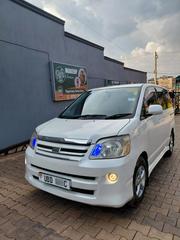 Toyota Noah 2006 Pearl for sale