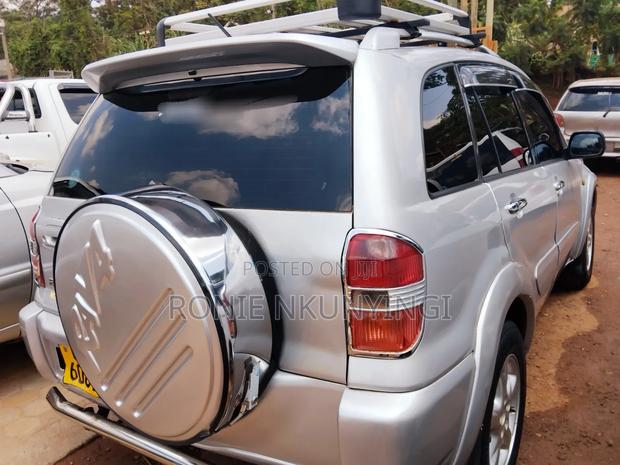 Toyota RAV4 2004 Silver