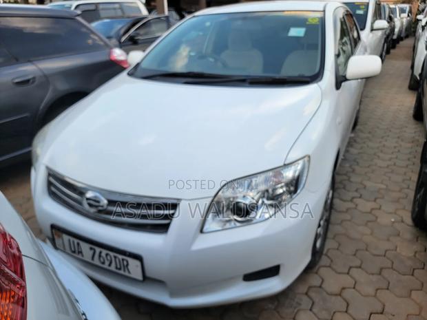 Toyota Axio 2009 White