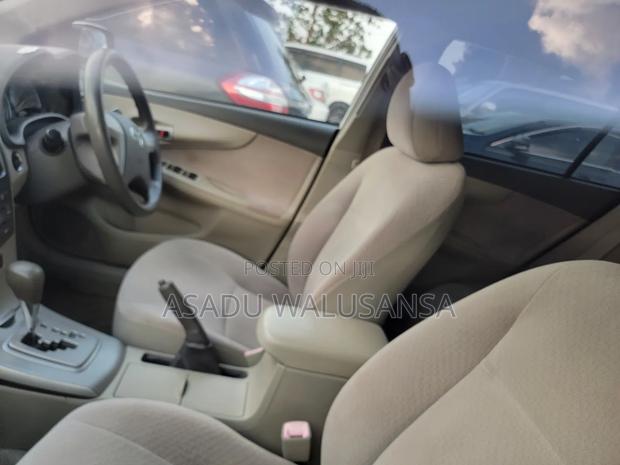 Toyota Axio 2009 White