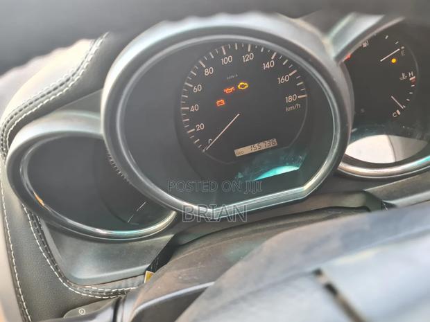 Toyota Harrier 2009 Silver