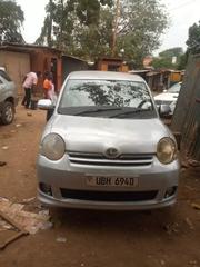 Toyota Sienta 2005 Silver for sale