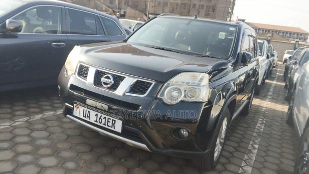 Nissan X-Trail 2.0 Petrol XE 2011