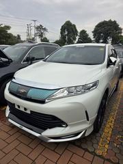 Toyota Harrier 2.0 2017 White for sale