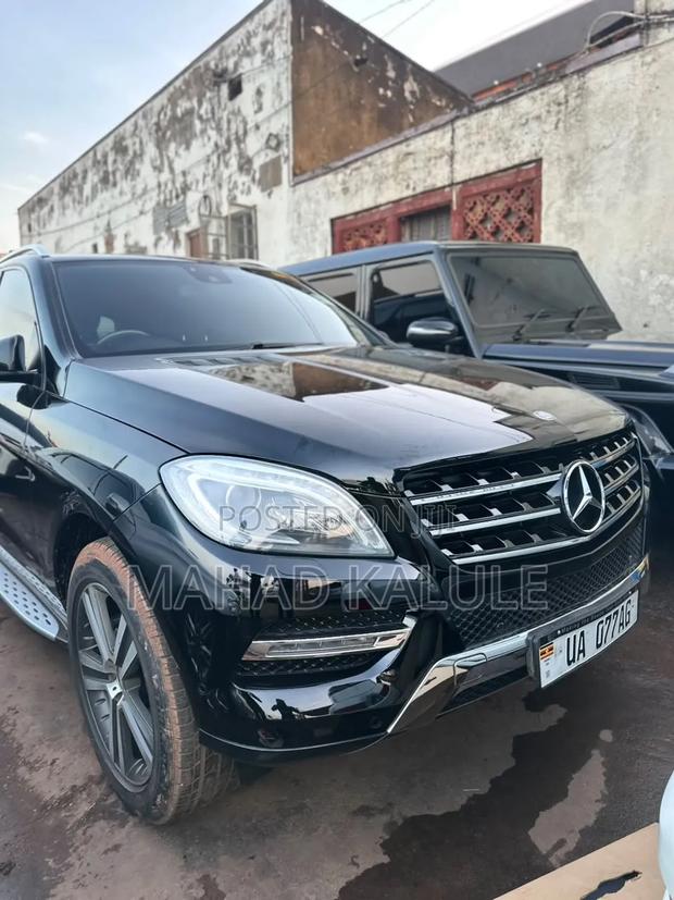 Mercedes-Benz E350 2013 Black