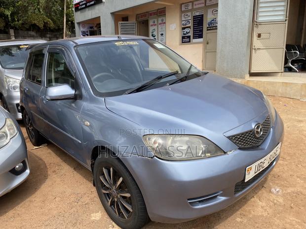 Mazda Demio 2010 Blue