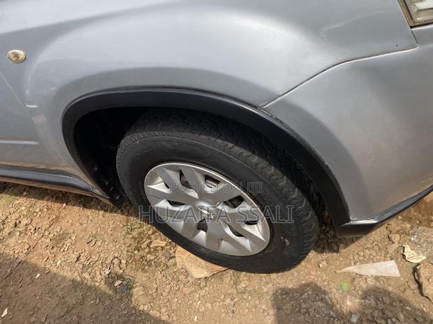 Nissan X-Trail 2010 Silver
