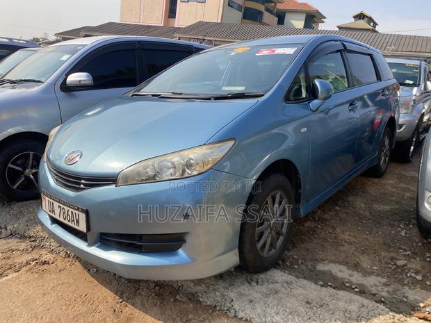 Toyota Wish 2015 Blue