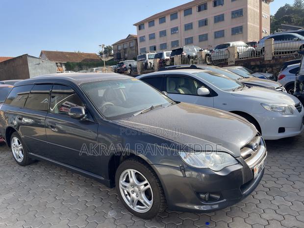Subaru Legacy 2010 Black