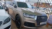 Audi Q7 2017 Gold for sale