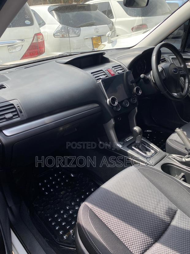 Subaru Forester 2.0XT Premium AWD 2016 White
