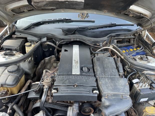 Mercedes-Benz C180 2005 Silver