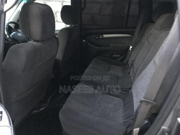 Toyota Land Cruiser Prado 2010 Gray