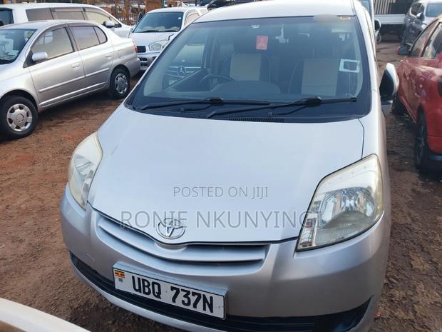 Toyota Passo 2013 Silver