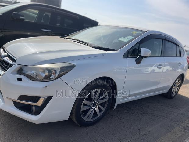 Subaru Impreza 2.0i Limited PZEV 4dr Hatchback AWD (2.0L 4cyl CVT) 2015