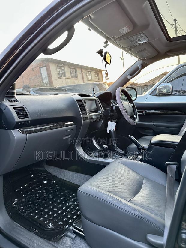 Toyota Land Cruiser Prado 2.7 i 16V 2009 Black