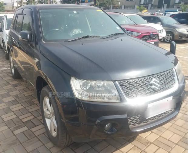 Suzuki Escudo 2012 Black