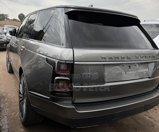 Land Rover Range Rover Vogue 2020 Gray