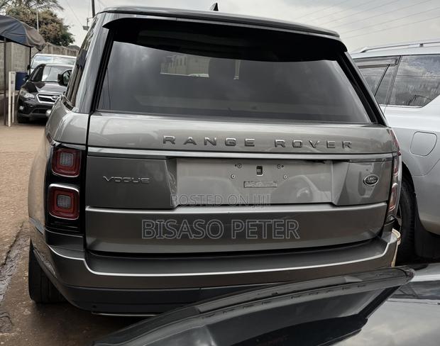 Land Rover Range Rover Vogue 2020 Gray