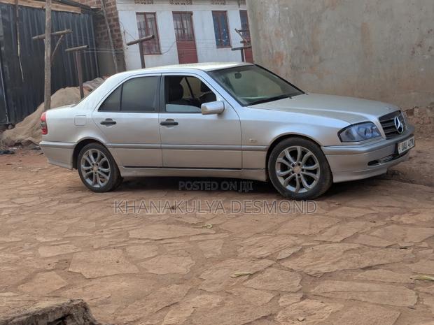 Mercedes-Benz C200 1998 Silver