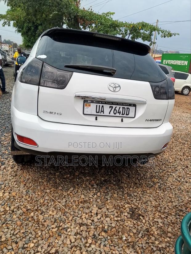 Toyota Harrier 2008 White