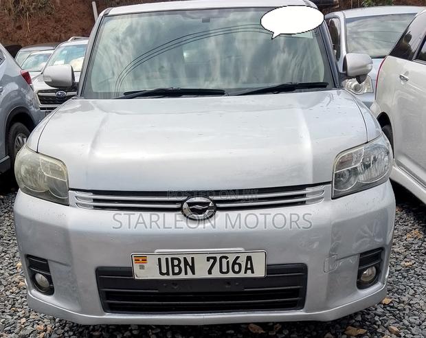 Toyota Corolla Rumion 2010 Silver