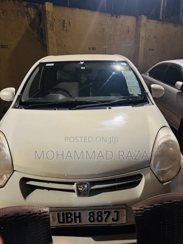 Toyota Passo 1.0 AWD 2011 Off white