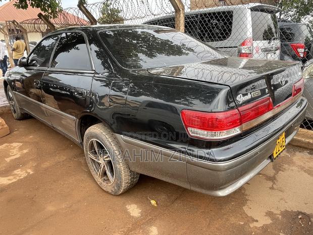 Toyota Mark II 1999 Black