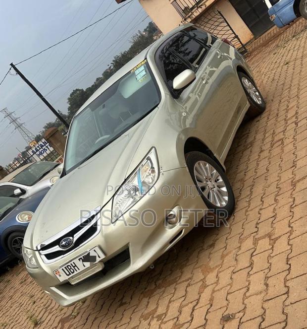 Subaru Exiga 2008 Gold