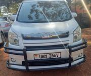 Toyota Noah 2012 White for sale