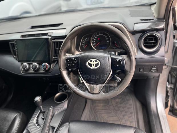 Toyota RAV4 2015 Gray