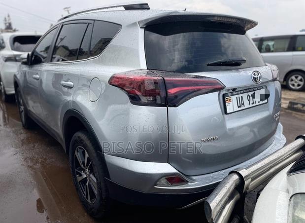 Toyota RAV4 2015 Gray