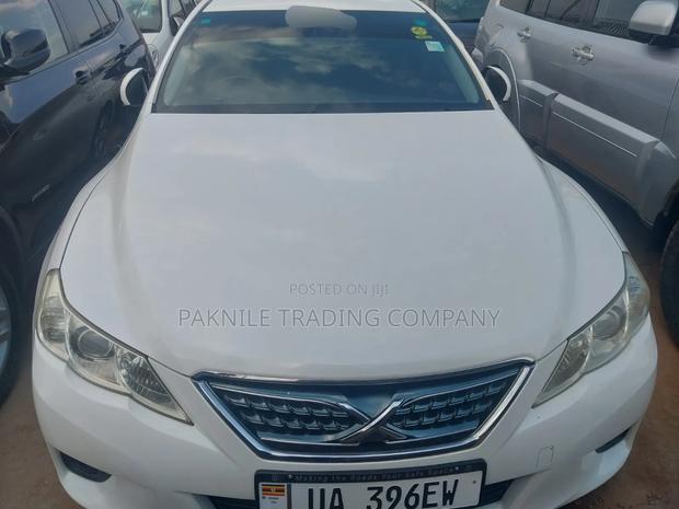 Toyota Mark X 2.5 AWD 2012 White