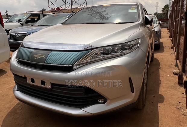 Toyota Harrier 2017 Black