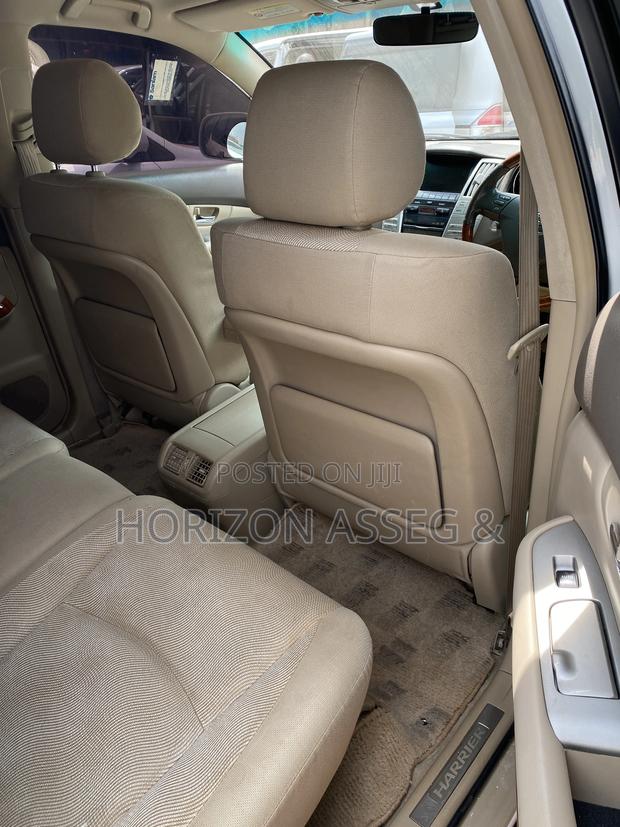 Toyota Harrier 2.4 4WD 2011 White