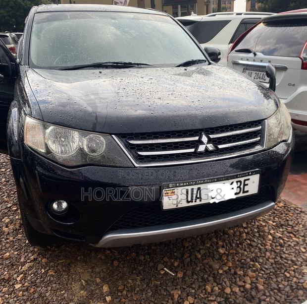 Mitsubishi Outlander ES 2011 Black