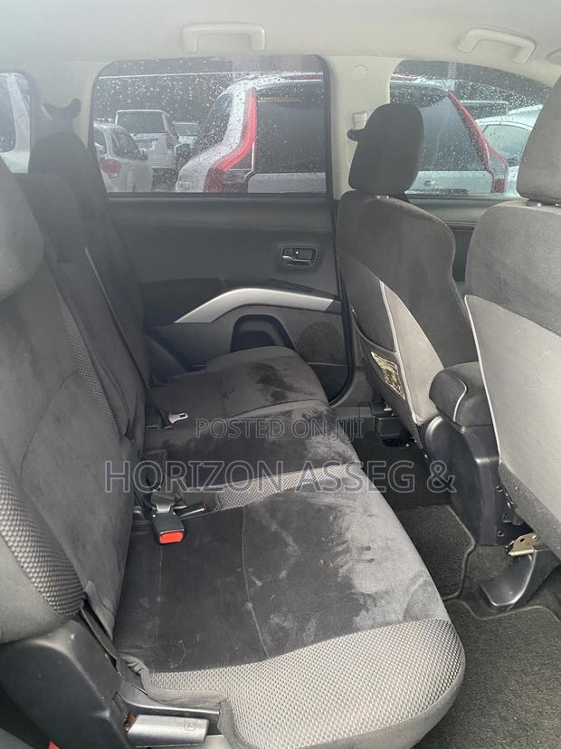 Mitsubishi Outlander ES 2011 Black