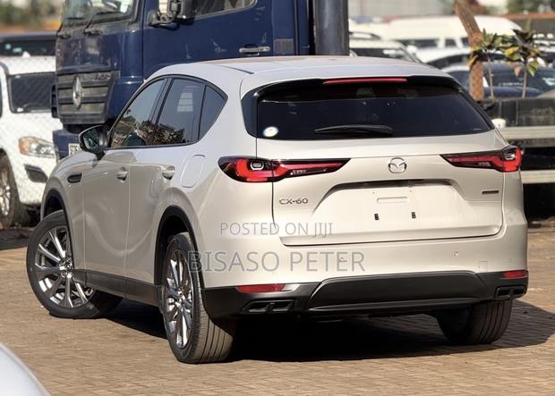 Mazda CX-60 2023 Silver