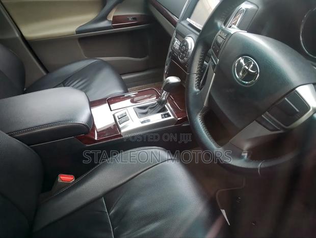 Toyota Mark X 2013 White