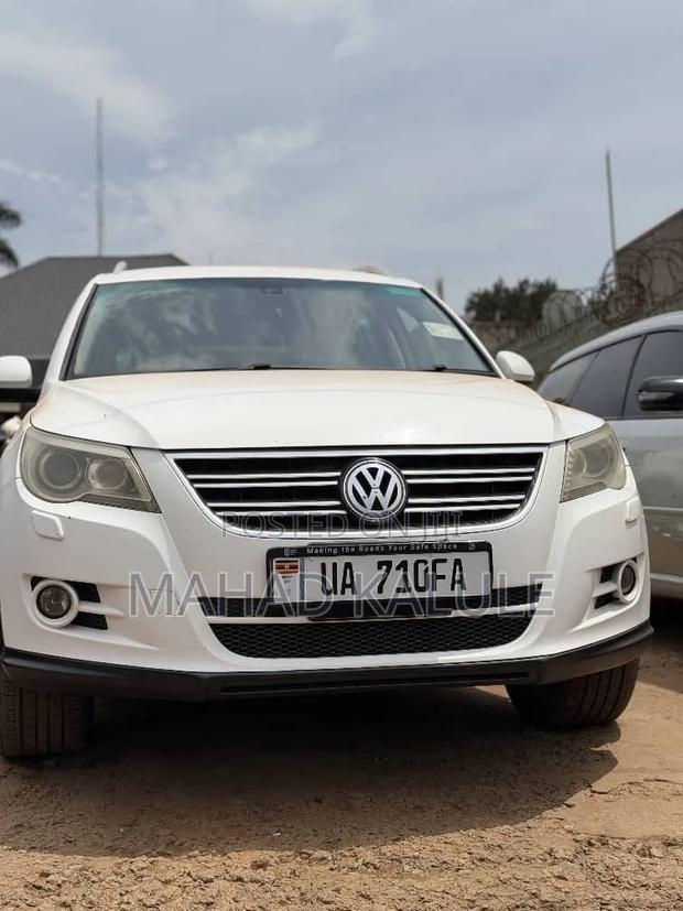 Volkswagen Tiguan 2012 White