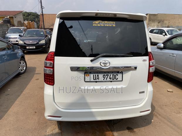 Toyota Noah 2015 White